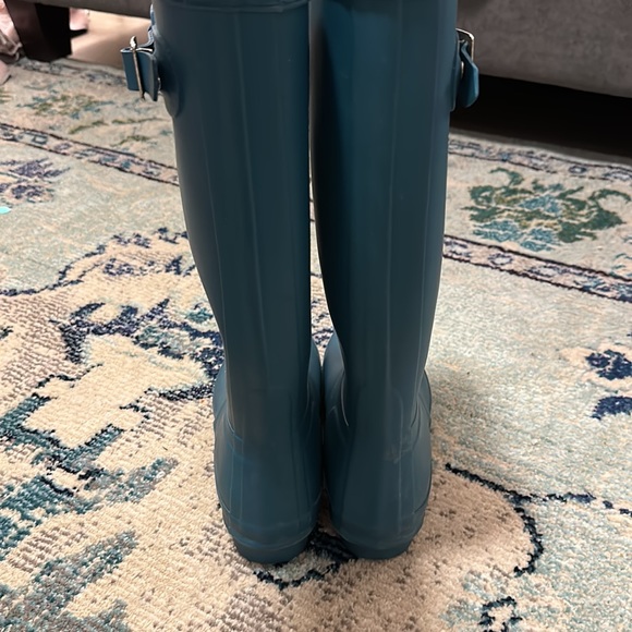Hunter Women’s Original Tall Rain Boots - Picture 2 of 5